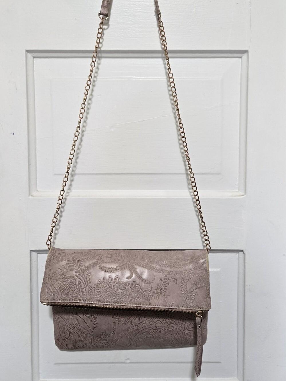Urban Expressions Dusty Mauve Fold-Over Chain Crossbody Bag - Picture 2 of 11